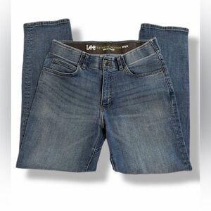 Lee Extreme Motion MVP Regular Straight Jeans Men’s (Size Estimate: 34x32)